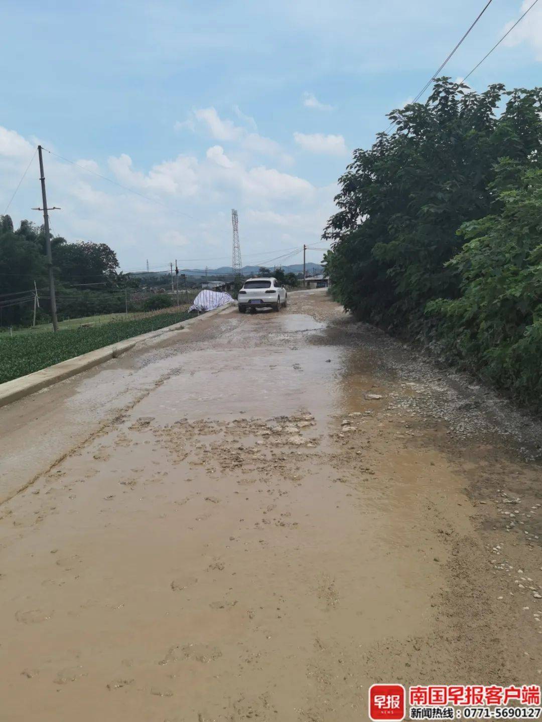 南宁一“白改黑”道路被打烂，两年多未完工！部门回应：正重新招标